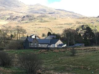 Snowdonia Bunkhouse, Exclusive Hire, Sleeps 30 - 5