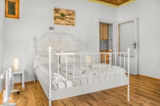 Basic 2BR Apartment Millennium Tower Long Stay - 5