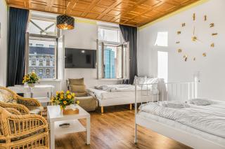 Basic 2BR Apartment Millennium Tower Long Stay - 8