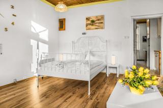 Basic 2BR Apartment Millennium Tower Long Stay - 2