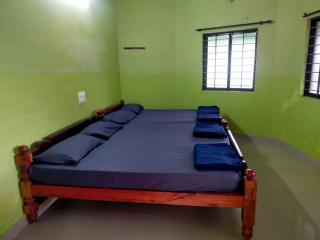 Silver Rock Cottage Valparai - 2
