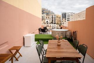 Sumptuous 2 bedrooms townhouse with large roof top terrace, hot tub & sea view GOSTJ-2 - 5