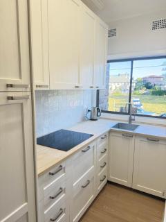 Coastal retreat - newly renovated - 9