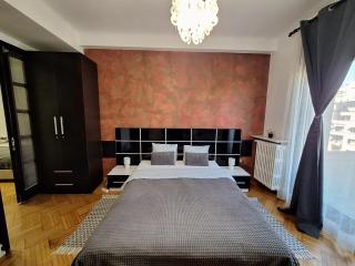 Ultracentral Apartments - 4