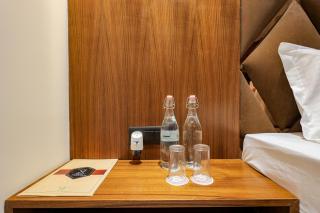 Hotel Taj Pearl Suites Near Taj Mahal - 3