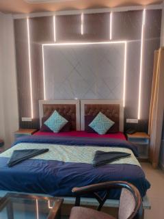 Mountain View Retreat in Tapovan - 8