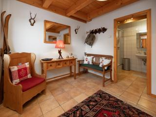 Chalet Ecureuil noir by Interhome - 1