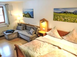 Apartment Große Wohnung in Berchtesgaden mit Terrasse by Interhome - 6