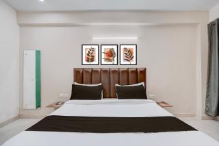 Townhouse DLF Phase-4 MG Road Cyber Hub - 2