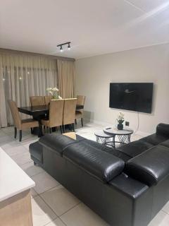 TwoHorse Properties - 1