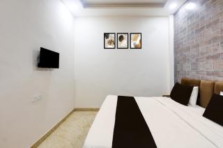 Hotel O Shiv Shankar - 1