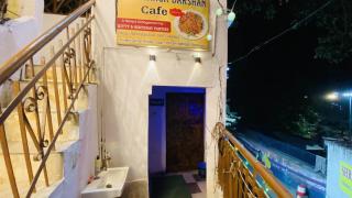 Sri Ganga Darshan cafe hostel - 5