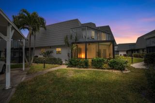 Relaxing 2BR Fort Myers Getaway Near Beaches apts - 7