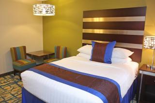 Gateway Inn and Suites - 4