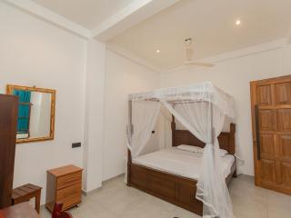Kavin Beach Hotel Hikkaduwa - 1