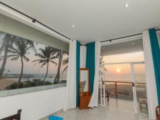 Kavin Beach Hotel Hikkaduwa - 6