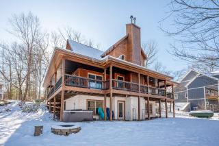 Mountain Breeze by Railey Vacations - 0