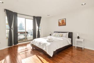 5BR Family Home in Vancouver - Near Richmond & Airport - 9
