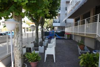 Daniel Apartments - 9