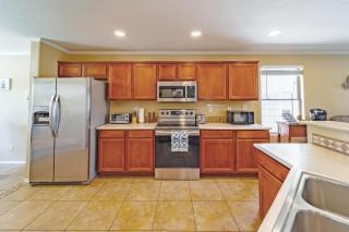 Spacious 4BR Retreat | HTD POOL | WiFi - 4