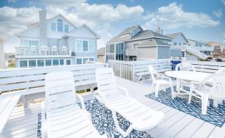 Fly Boys - Oceanfront, Stunning Views, Rec Room, & Elevator! Sunday Turn - 9