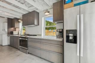 Blueberry Dunes Beach Cottage - Pet Friendly - Pool home - 1