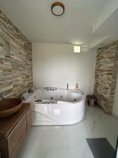 Nativa Park Suites - Vista & Confort en Villeta - 8