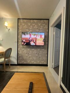 Private Apartment in Cardiff - 5