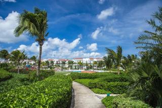 Resort-Style Pool & Private Beach with Ocean View - 5