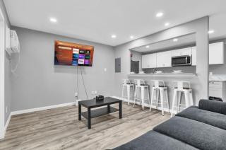 Cozy 2BR Escape close to Dining and Nightlife with WiFi - 7