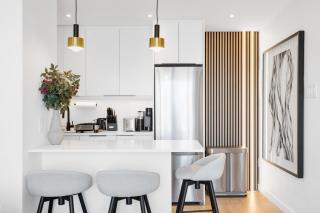 Concept Suite Montreal 1BR King Bed and Parking Inc - 9