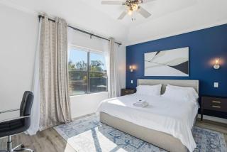 O18A Spacious 3BR Sleeps 10 Two Living Areas Houston - 9