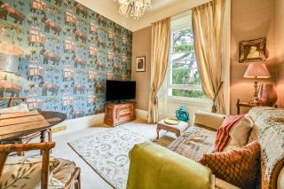 Muntham Apartment 6 - 0