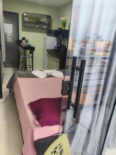 Flats container 202 - 1