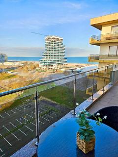 Marcony Seaview Apartments - 9