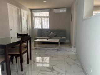 Arias Nest Modern Apt mins from Accra Beach - 9