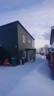 Comfortable Apartment with Easy Airport & City Access - 6