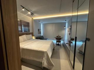 Studio c/ varanda em prédio c/ piscina URB1406 - 3