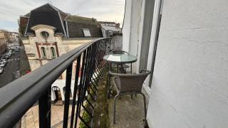 Central apartment with balcony - 2