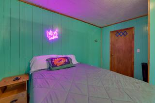 Couples Retreat with Dock Access on Lake Eufaula! - 3