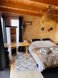 Le chalet, Brussels South Airport - 1