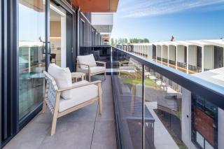 Stadium & Port Hills View 1BR Apartment with Balcony - 1