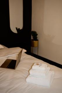 Epoque Apartment by TATA STAYS - 6