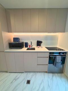 Brand-New 1BR Apartment near Te Kaha Stadium - 3