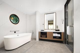 上饶凤凰大道希尔顿欢朋酒店 - 8