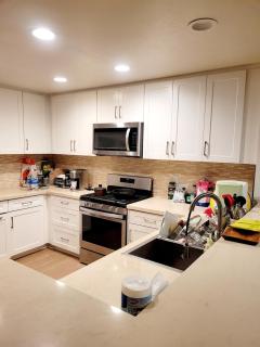 Irvine Spectrum 1 bed 1 bath - 8