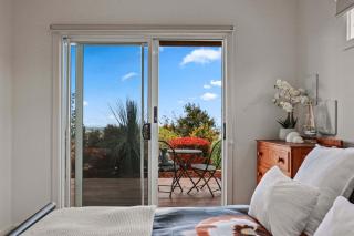 21 White Close Encounter Bay - 4