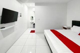 RedDoorz Sena Home near Stasiun Kroya Cilacap - 2