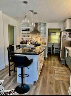 Cozy Patio Home #2 - 2