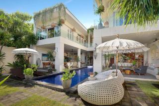 5 min walk to Seminyak Beach - Architect Designed Luxury Villa - Private Butler & Breakfast - 2